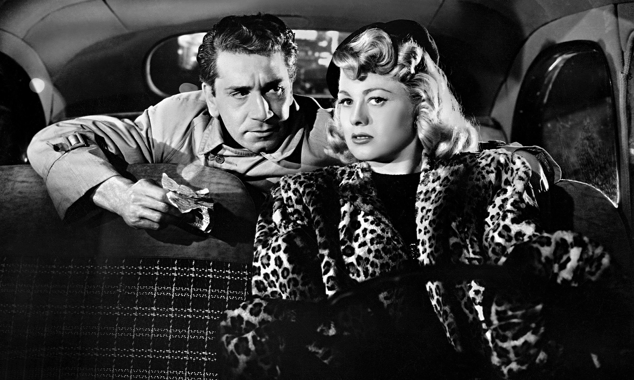 10 Essential Film Noir Movies: A Binge-Worthy List 10 Essential Film Noir Movies: A Binge-Worthy List