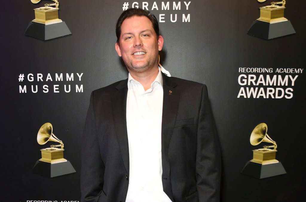 5-Time Grammy Nominee Announces Retirement Due To Age And Memory Issues 5-Time Grammy Nominee Announces Retirement Due To Age And Memory Issues