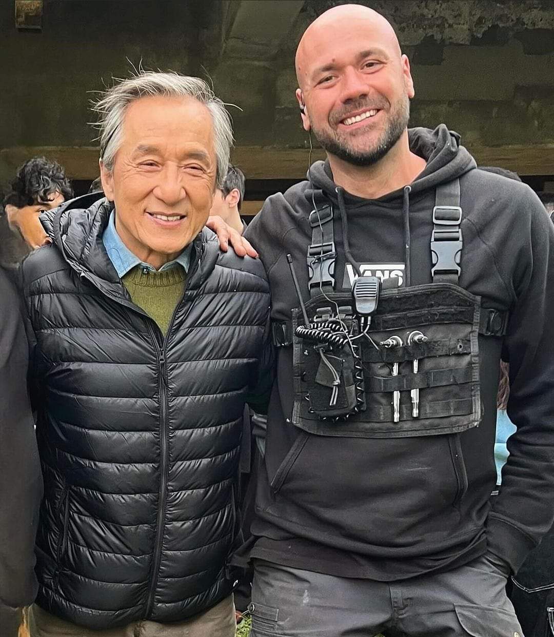 70歲成龍近況曝光!街頭現身白髮蒼蒼引發網友熱議 70歲成龍近況曝光!街頭現身白髮蒼蒼引發網友熱議
