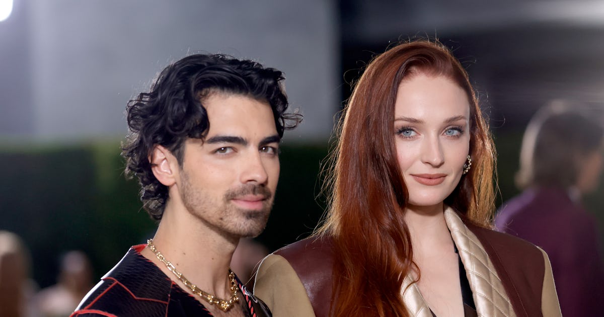 A Couple's Argument, Joe Jonas's Response, And A Viral Moment A Couple's Argument, Joe Jonas's Response, And A Viral Moment