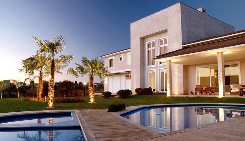 A Place In The Sun: Navigating The Overseas Property Market A Place In The Sun: Navigating The Overseas Property Market