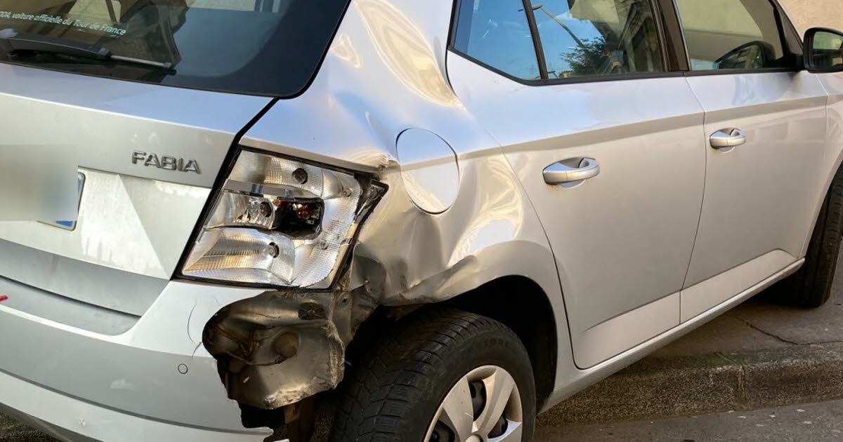 Accident À Dijon : Voiture Projetée Contre Un Mur, Rue Michel-Servet - Arrestation Du Conducteur Accident À Dijon : Voiture Projetée Contre Un Mur, Rue Michel-Servet - Arrestation Du Conducteur