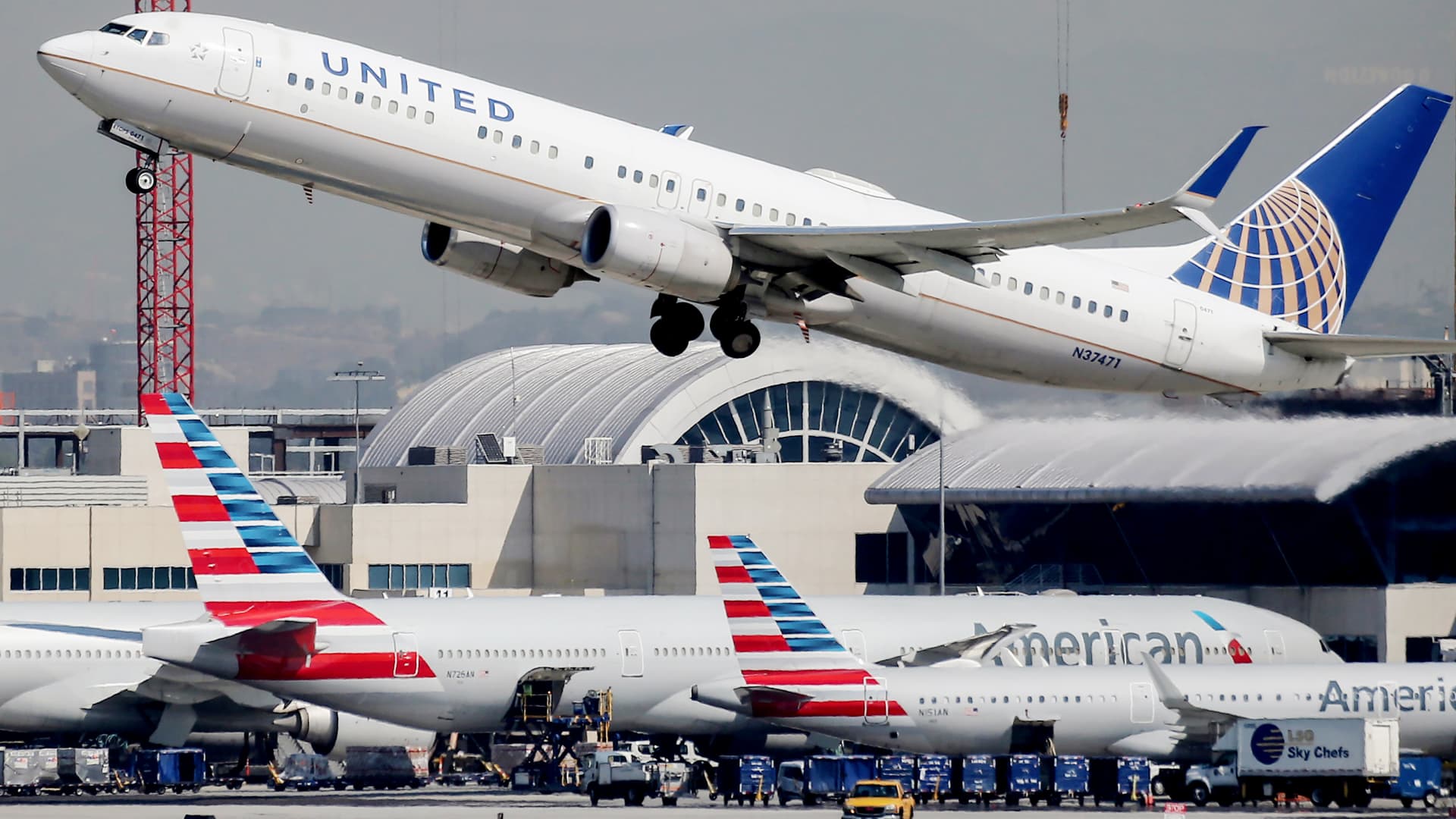 Airline Industry Reels Under Pressure From Soaring Oil Prices Airline Industry Reels Under Pressure From Soaring Oil Prices