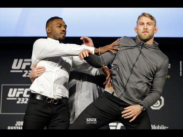 Analysis: Jon Jones' Psychological Warfare And Tom Aspinall's UFC 292 Performance Analysis: Jon Jones' Psychological Warfare And Tom Aspinall's UFC 292 Performance
