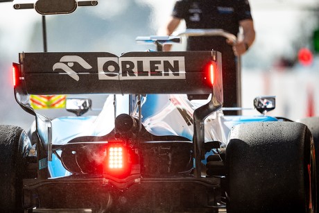 Analyzing Claire Williams' Decisions Regarding George Russell's F1 Career Analyzing Claire Williams' Decisions Regarding George Russell's F1 Career