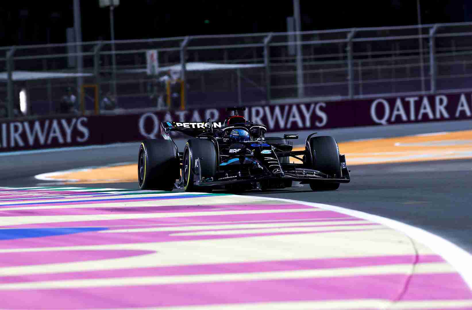 Analyzing George Russell's Game-Changing Decision For Mercedes Analyzing George Russell's Game-Changing Decision For Mercedes