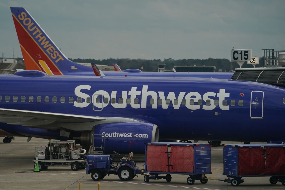 Analyzing The Impact Of Southwest's Baggage Fee Changes On On-Time Performance Analyzing The Impact Of Southwest's Baggage Fee Changes On On-Time Performance