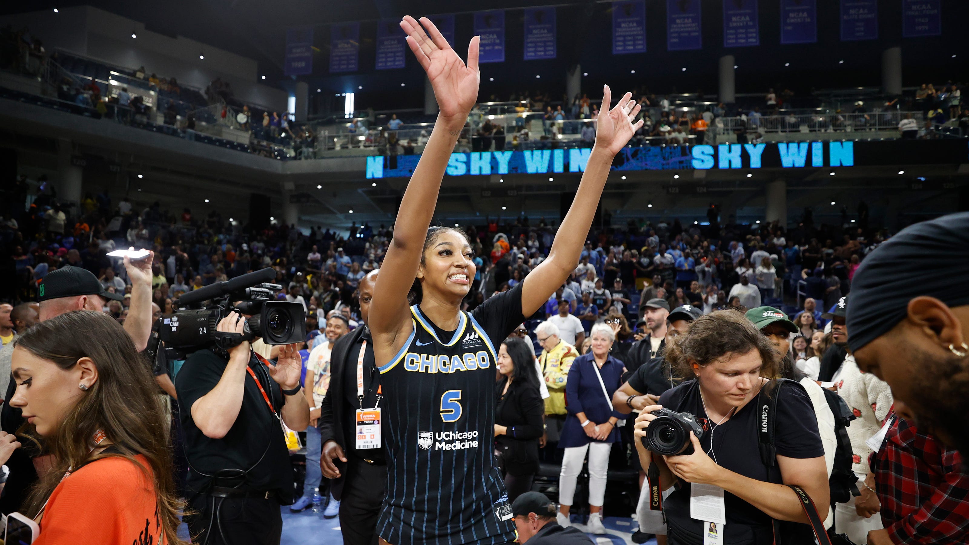 Angel Reese Sides With WNBA Players Amidst Contract Dispute Angel Reese Sides With WNBA Players Amidst Contract Dispute