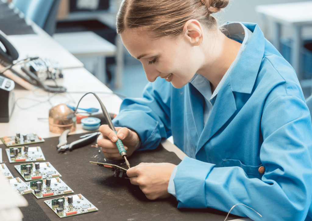 Are American Factory Jobs Coming Back? A Realistic Look Are American Factory Jobs Coming Back? A Realistic Look