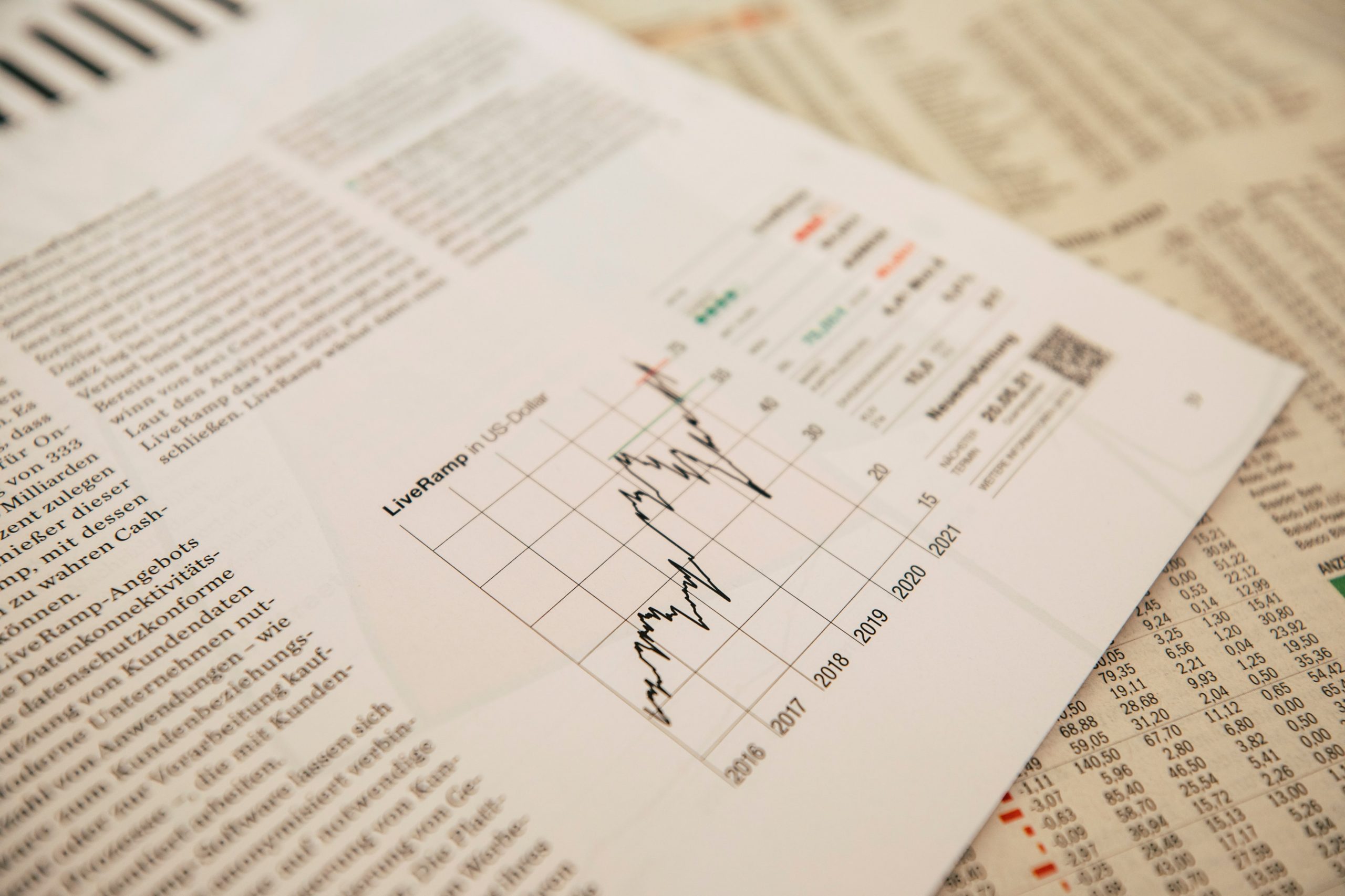 Are We In A Recession? A Look At Investor Sentiment In The Stock Market Are We In A Recession? A Look At Investor Sentiment In The Stock Market