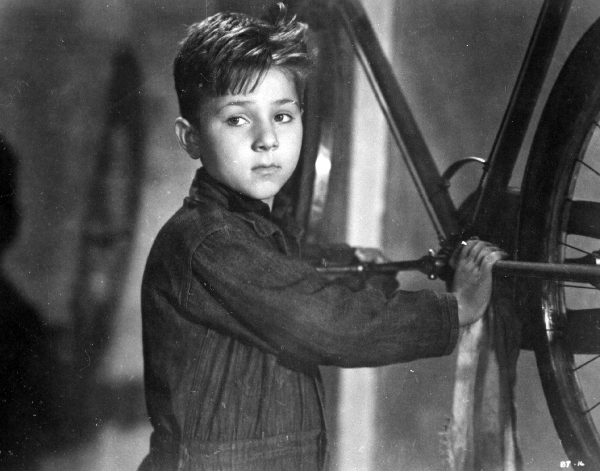 Arese Borromeo: Ladri Di Biciclette - Fotografie Del Neorealismo Italiano Arese Borromeo: Ladri Di Biciclette - Fotografie Del Neorealismo Italiano