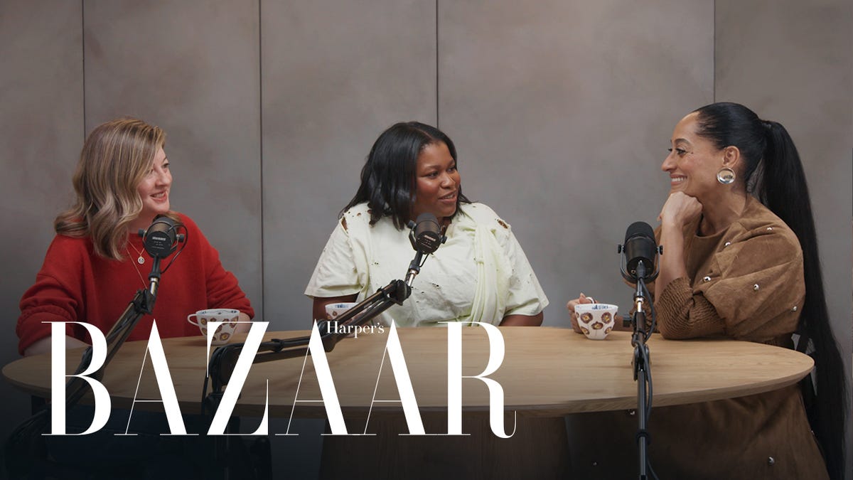 At 52, Tracee Ellis Ross Shares Her Honest Experiences With Dating And Loneliness At 52, Tracee Ellis Ross Shares Her Honest Experiences With Dating And Loneliness