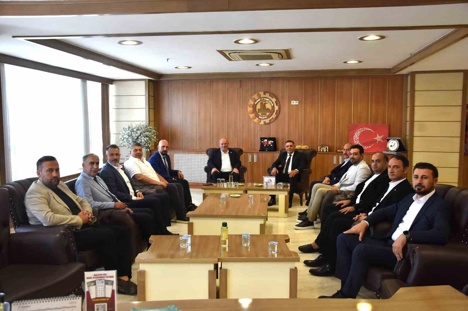 Avrupa Ile Daha Güçlü Bir Ortaklık: İş Birliğimizi Geliştirme Yolları Avrupa Ile Daha Güçlü Bir Ortaklık: İş Birliğimizi Geliştirme Yolları