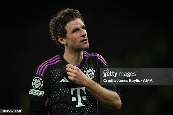 Bayern Munchen Onorează Legenda Thomas Müller Bayern Munchen Onorează Legenda Thomas Müller