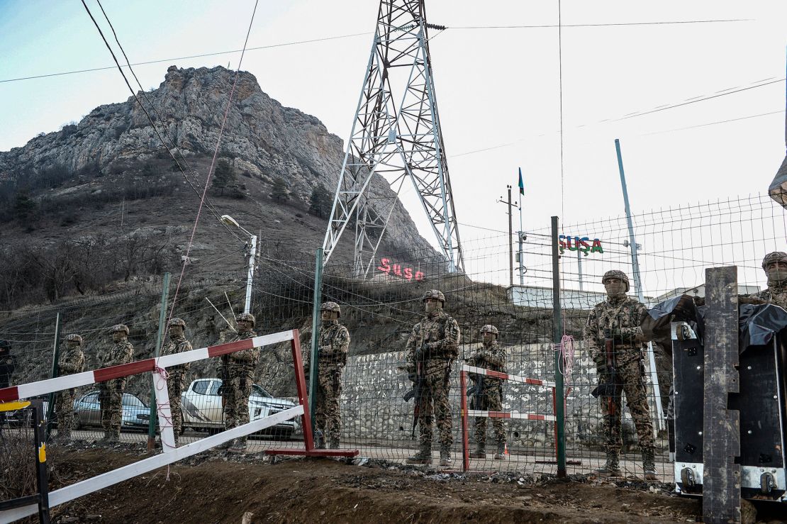 BBC-ի Ադրբեջանական Ծառայության Փակումը. Ադրբեջանի ԱԳՆ-ի Պահանջը BBC-ի Ադրբեջանական Ծառայության Փակումը. Ադրբեջանի ԱԳՆ-ի Պահանջը