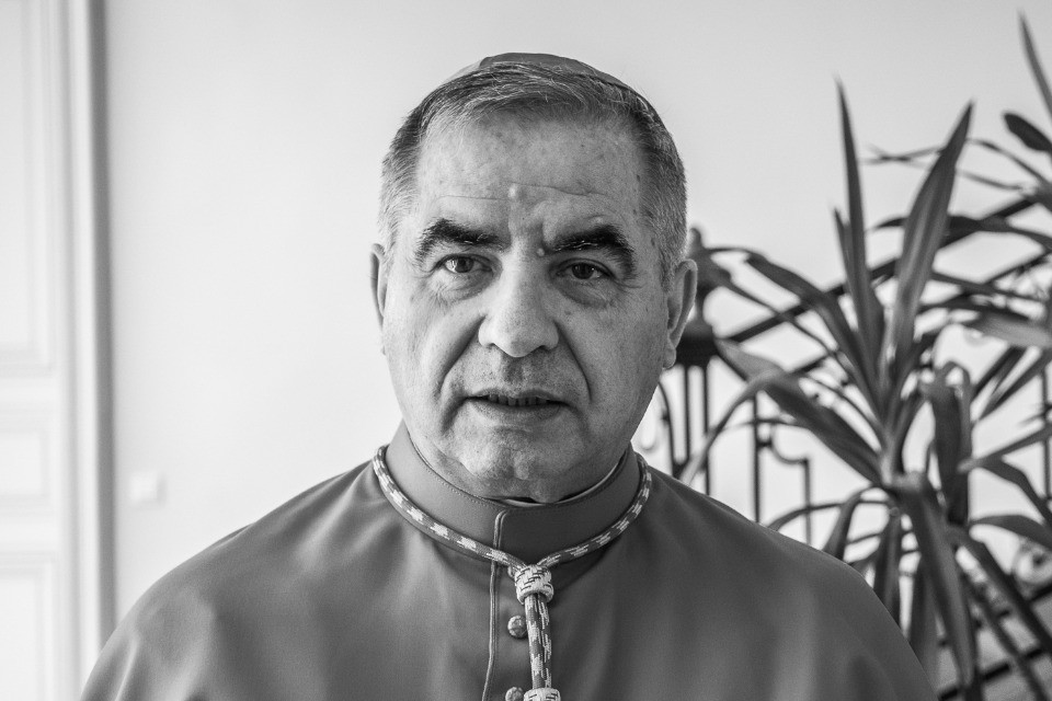 Becciu Condannato: Risarcimento Di 40.000 Euro Agli Accusatori Becciu Condannato: Risarcimento Di 40.000 Euro Agli Accusatori