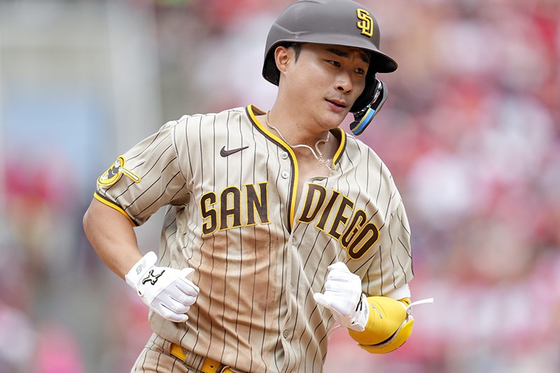 Blake Snell And Ha-Seong Kim:  Mentorship And Support For Korean MLB Players