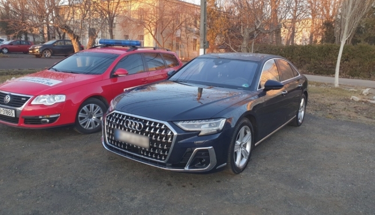 Bolidul De Milioane De Euro Al Fraților Tate: O Apariție Spectaculoasă În Centrul Bucureștiului Bolidul De Milioane De Euro Al Fraților Tate: O Apariție Spectaculoasă În Centrul Bucureștiului