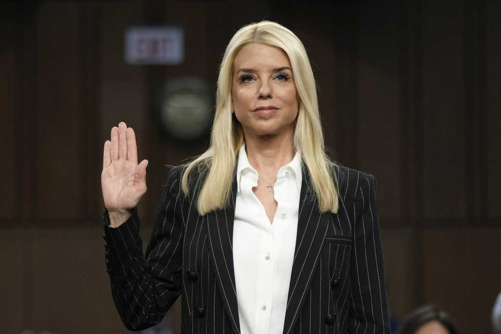 Bondi Faces Scrutiny: Senate Democrats Investigate Potential Epstein Records Cover-up Bondi Faces Scrutiny: Senate Democrats Investigate Potential Epstein Records Cover-up