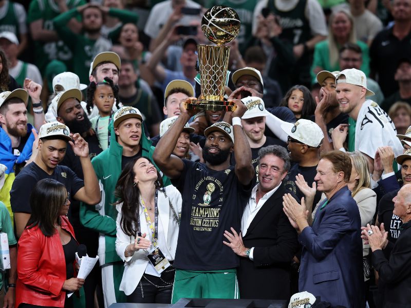 Boston Celtics Clinch Division: Blowout Victory Seals The Deal Boston Celtics Clinch Division: Blowout Victory Seals The Deal