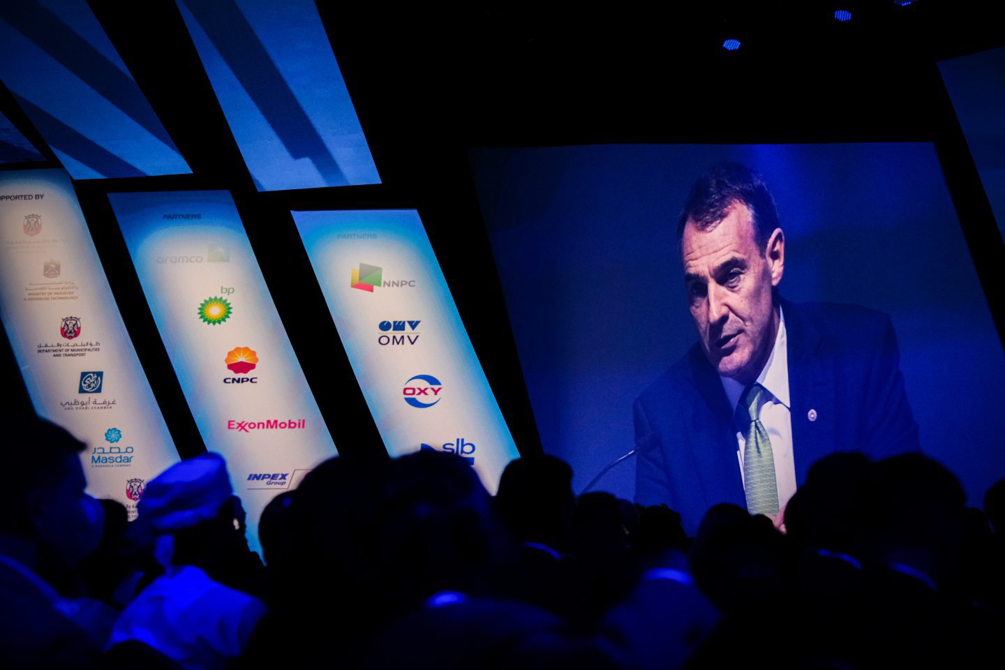 BP Chief Executive's Compensation Falls By 31% BP Chief Executive's Compensation Falls By 31%