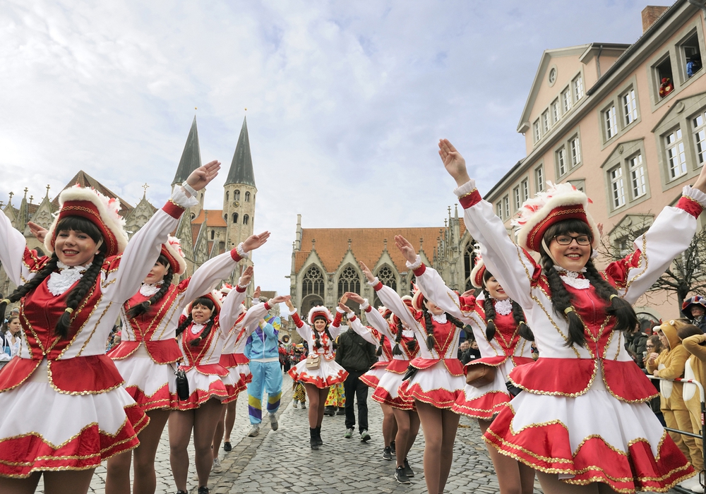 Braunschweiger Karneval 2025: TV-Übertragung Und Livestream Des Schoduvel Braunschweiger Karneval 2025: TV-Übertragung Und Livestream Des Schoduvel