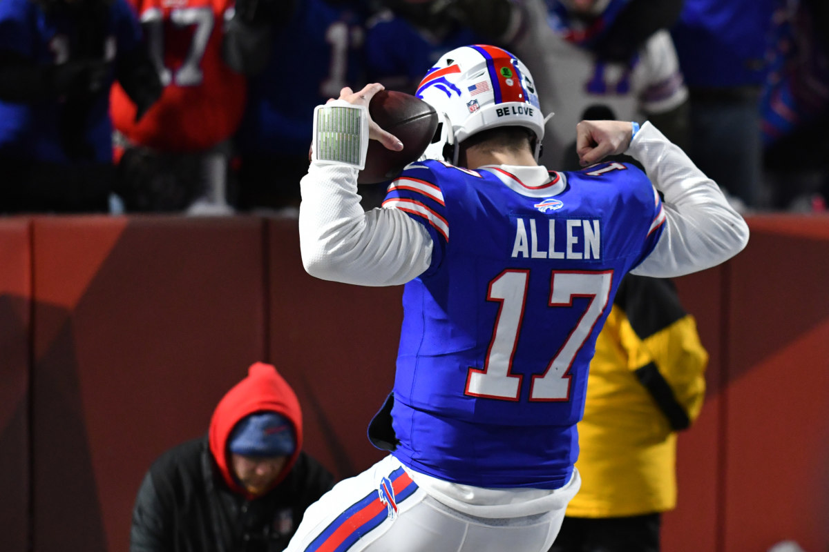 Buffalo Bills' Josh Allen: Balancing Football And Wedding Preparations Buffalo Bills' Josh Allen: Balancing Football And Wedding Preparations