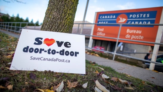 Canada Post Strike Fears: Losing Customers' Trust Canada Post Strike Fears: Losing Customers' Trust