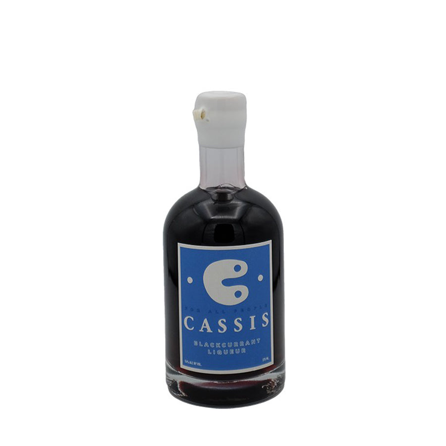 Cassis Blackcurrant Liqueur: Production, Taste, And Pairing Cassis Blackcurrant Liqueur: Production, Taste, And Pairing