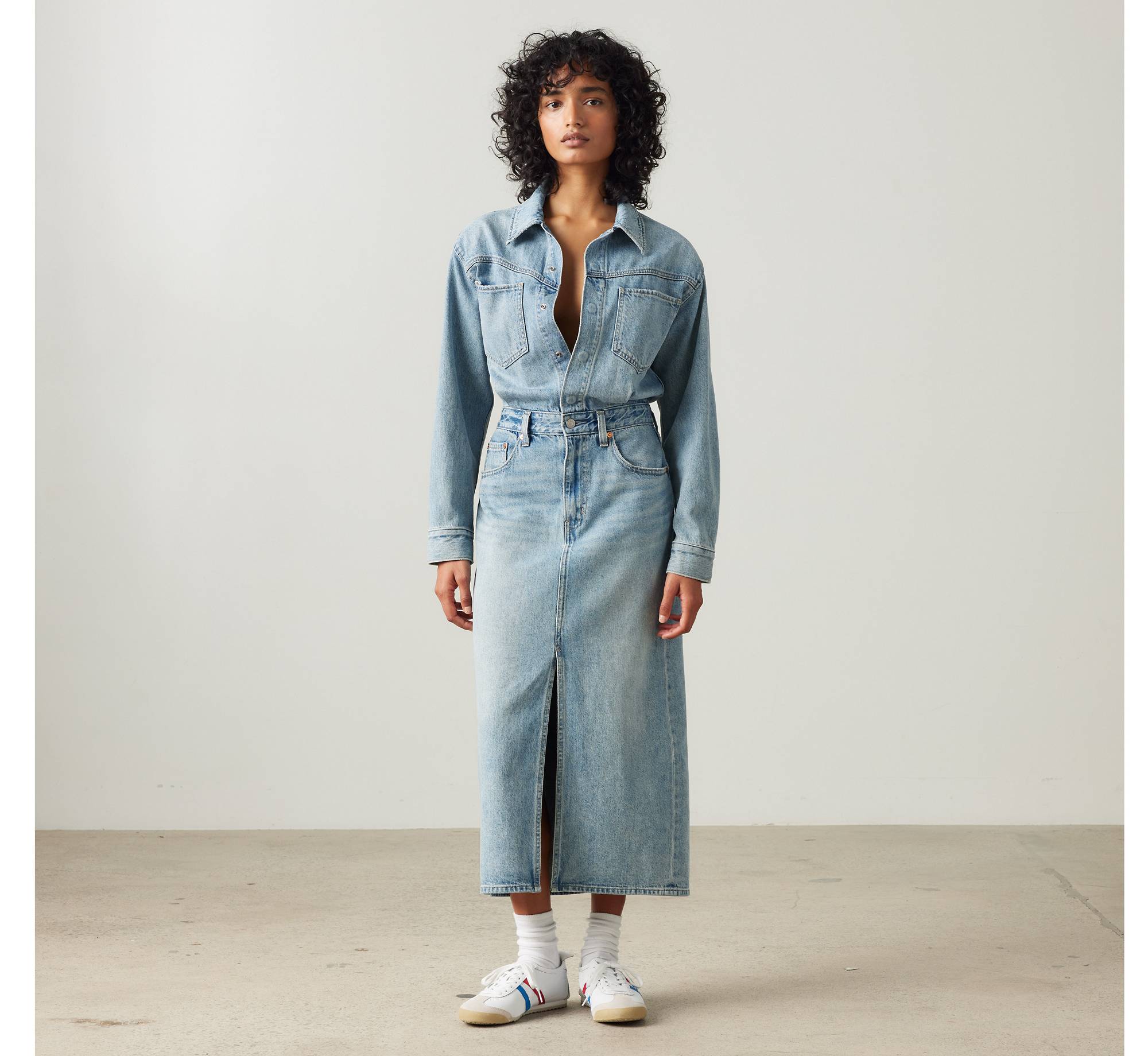Cat Deeley's Denim Midi Dress: The Cowboy Trend We Love Cat Deeley's Denim Midi Dress: The Cowboy Trend We Love