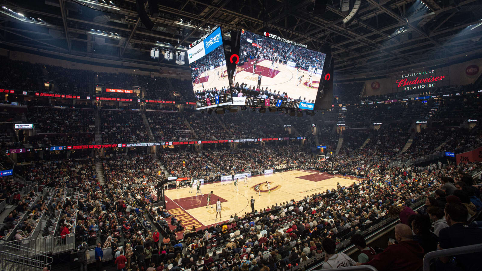 Cavaliers' LeVert Free Agency Concerns: A Report Cavaliers' LeVert Free Agency Concerns: A Report