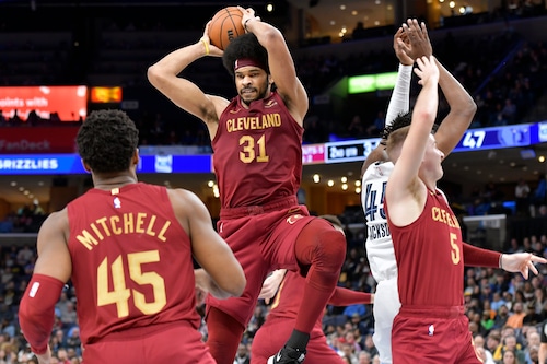 Cavs' Jarrett Allen's LeBron-Style Dunk Fuels Team's Win Vs. Knicks Cavs' Jarrett Allen's LeBron-Style Dunk Fuels Team's Win Vs. Knicks