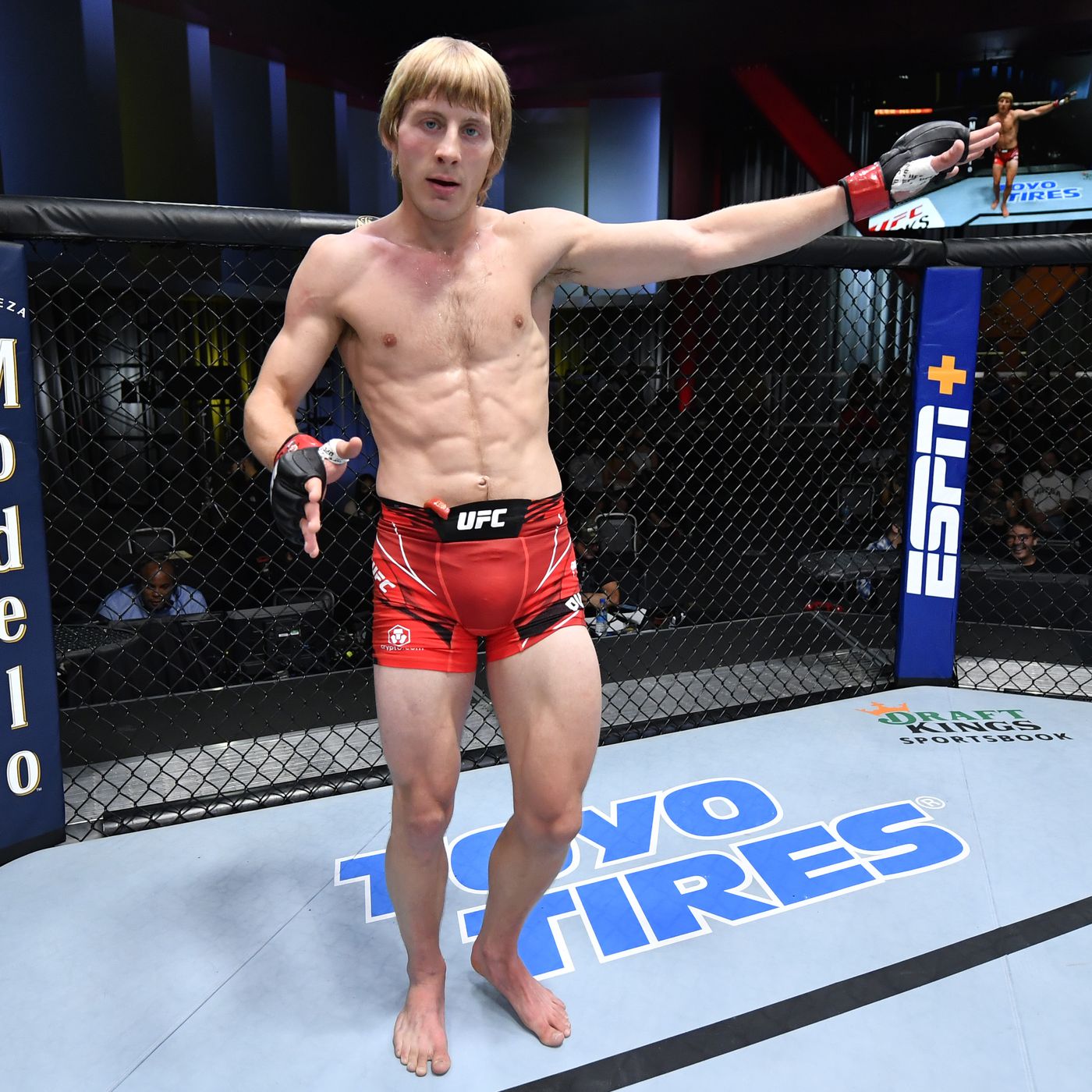 Chandler Predicts Pimblett Will Struggle With His Aggressive Style At UFC 314 Chandler Predicts Pimblett Will Struggle With His Aggressive Style At UFC 314