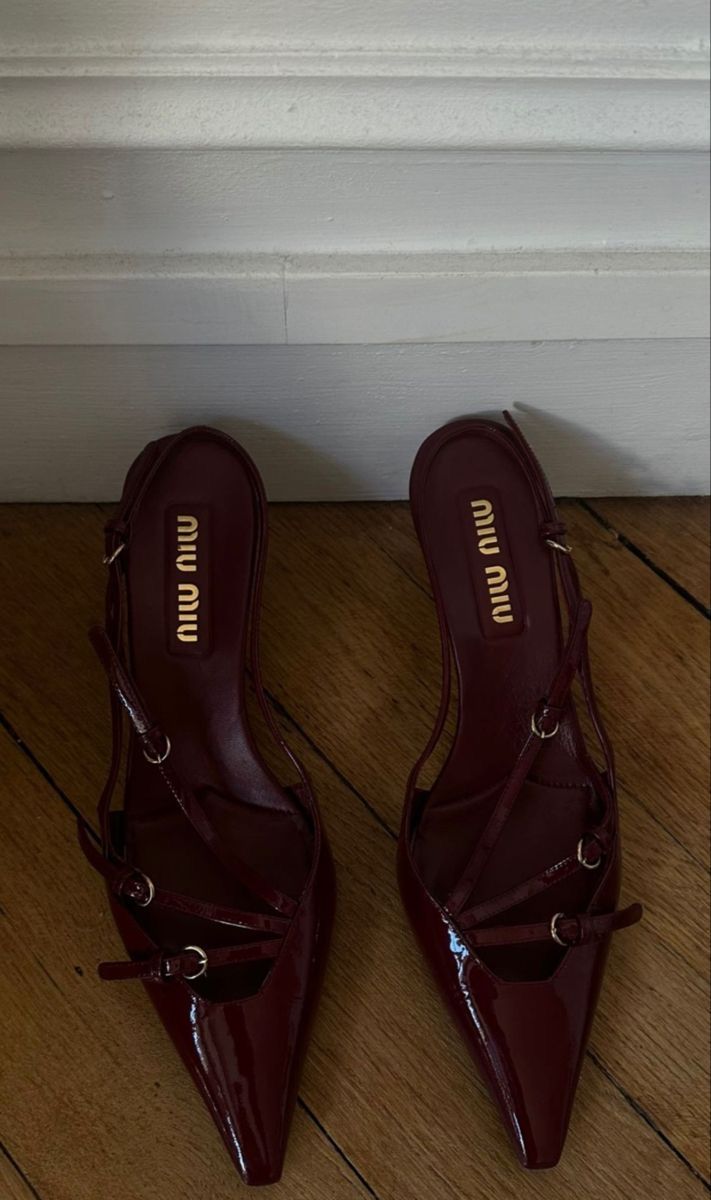 Cherry Red Heels And A Show-Stopping Ring: Rihanna's Latest Look Cherry Red Heels And A Show-Stopping Ring: Rihanna's Latest Look