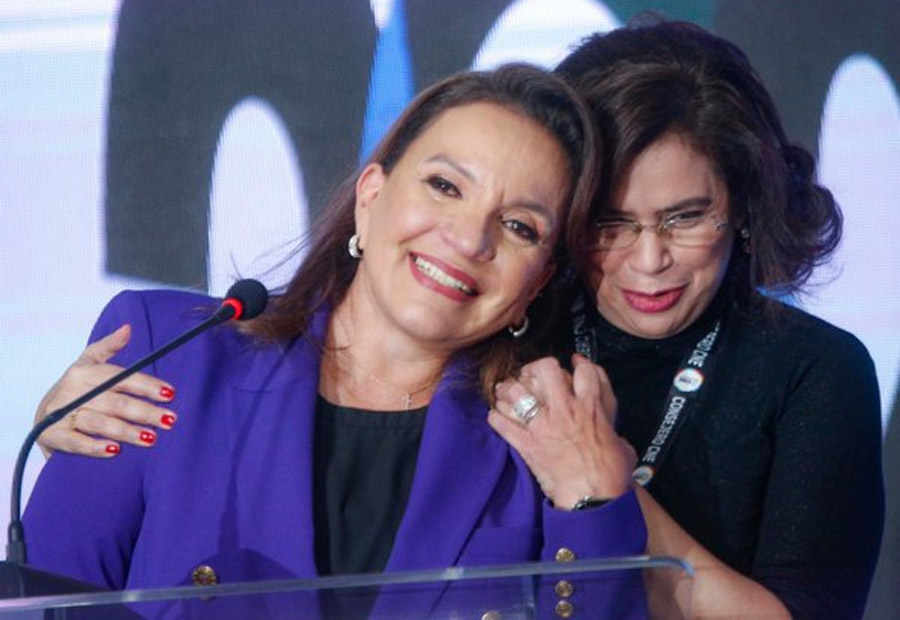 Choque De Posturas: La Respuesta De Rixi Moncada A Las Declaraciones De Cossette López Choque De Posturas: La Respuesta De Rixi Moncada A Las Declaraciones De Cossette López