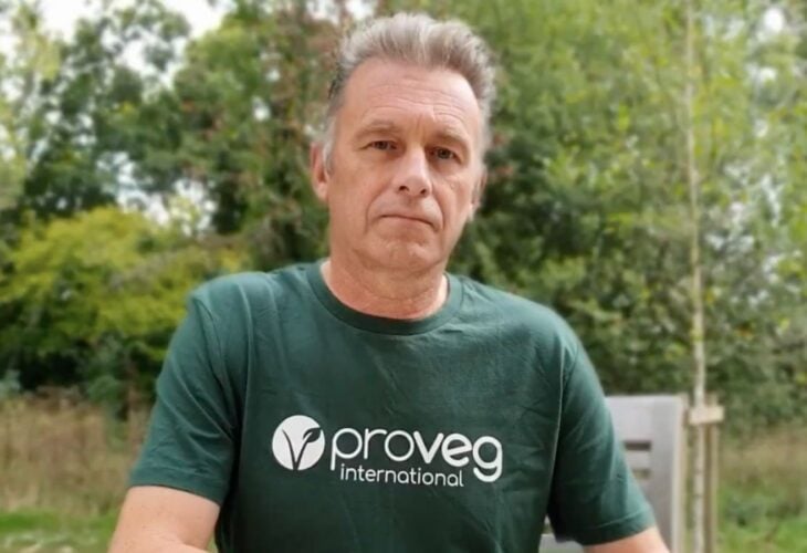 Chris Packham Backs Controversial Chris Packham Backs Controversial