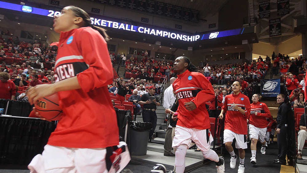 Cincinnati Defeats Lady Raiders In Close Home Game, 59-56 Cincinnati Defeats Lady Raiders In Close Home Game, 59-56