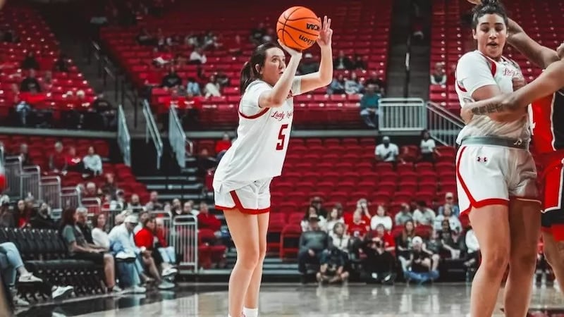 Cincinnati Edges Out Lady Raiders In Tight Home Contest, 59-56 Cincinnati Edges Out Lady Raiders In Tight Home Contest, 59-56