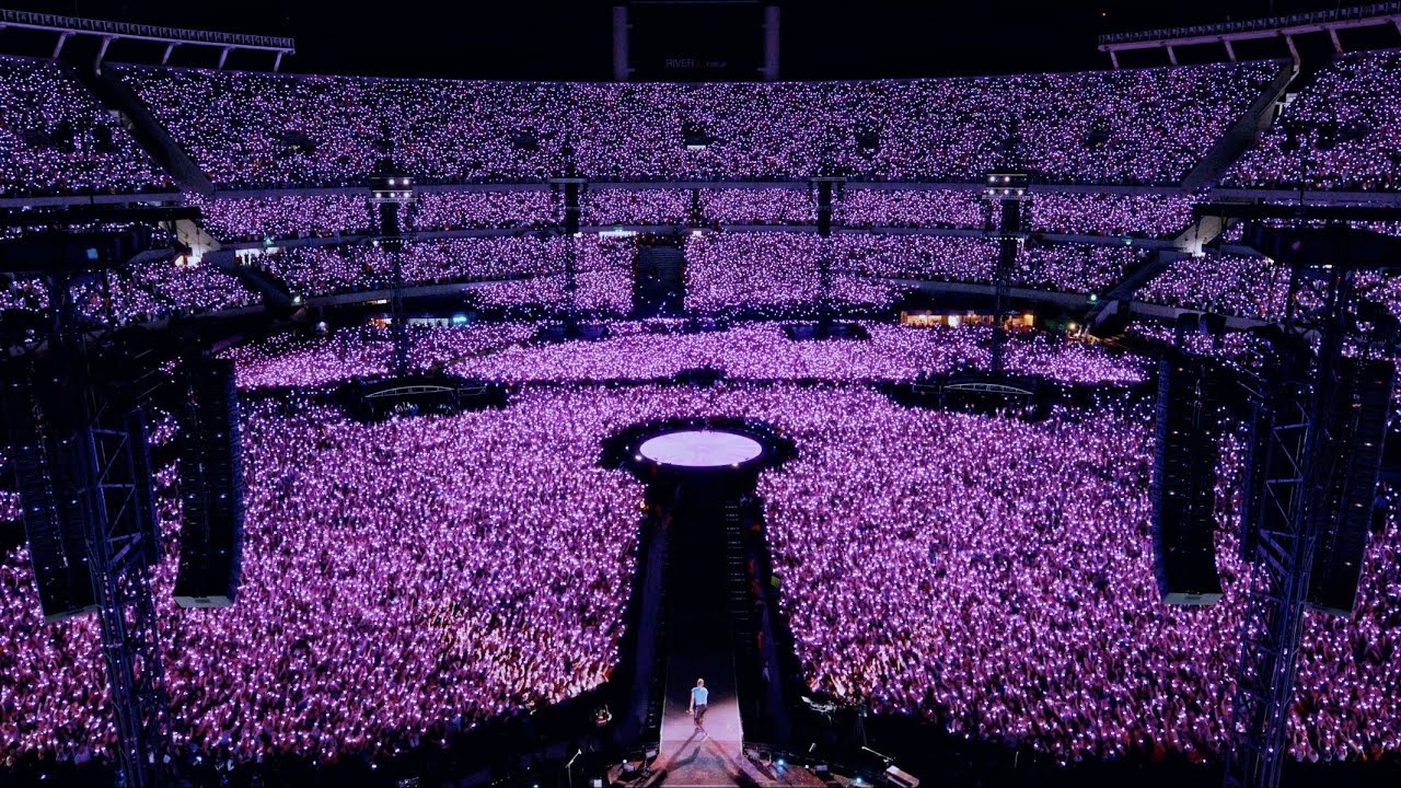 Coldplay's Top-Ranked Show: A Blend Of Music, Visual Spectacle, And Positive Messaging Coldplay's Top-Ranked Show: A Blend Of Music, Visual Spectacle, And Positive Messaging