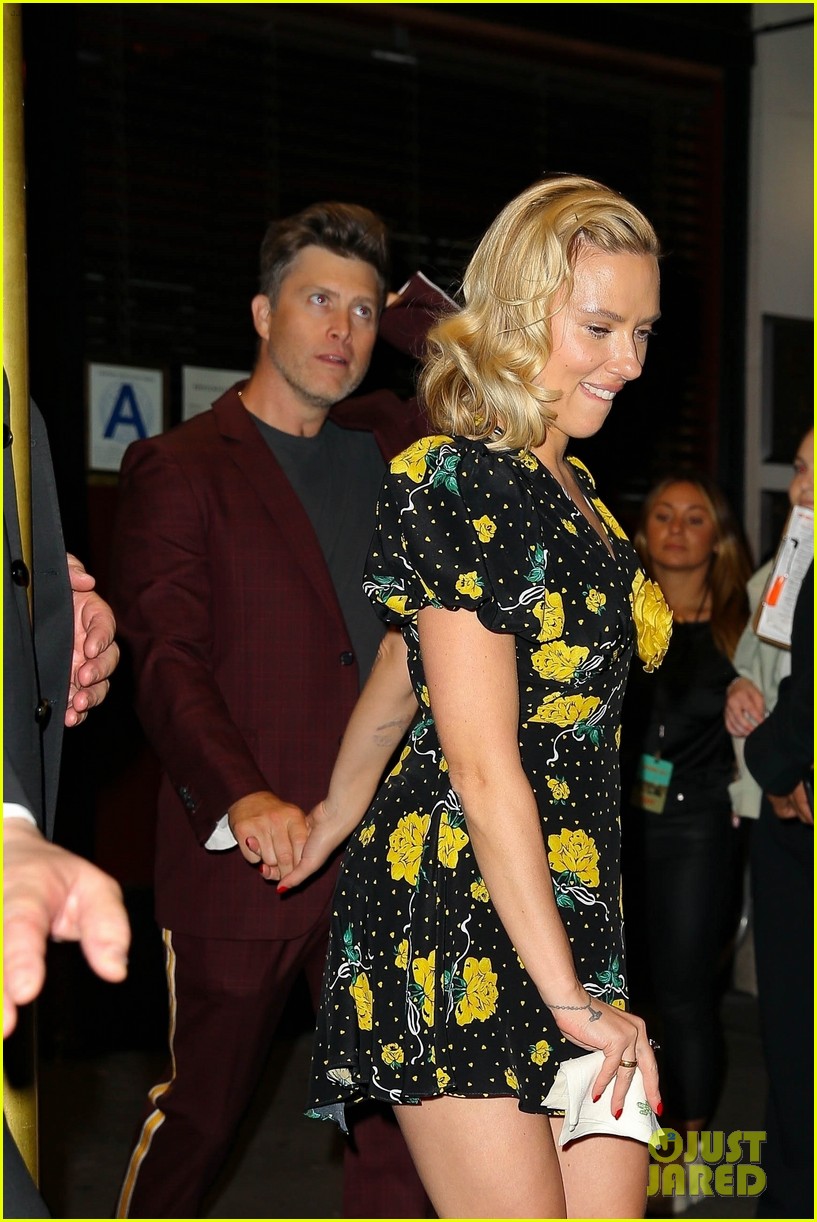 Colin Jost And Scarlett Johansson's Income Discrepancy: Public Reaction And Analysis Colin Jost And Scarlett Johansson's Income Discrepancy: Public Reaction And Analysis