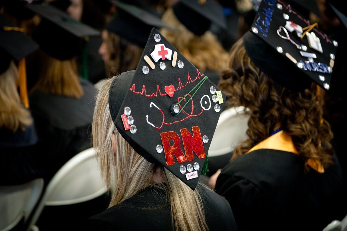 College Costs Ease: Fewer Parents Stressed About Tuition, Survey Reveals College Costs Ease: Fewer Parents Stressed About Tuition, Survey Reveals