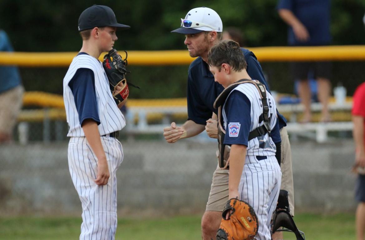 College Tennis & Thursday Night Baseball: District Championship Results College Tennis & Thursday Night Baseball: District Championship Results