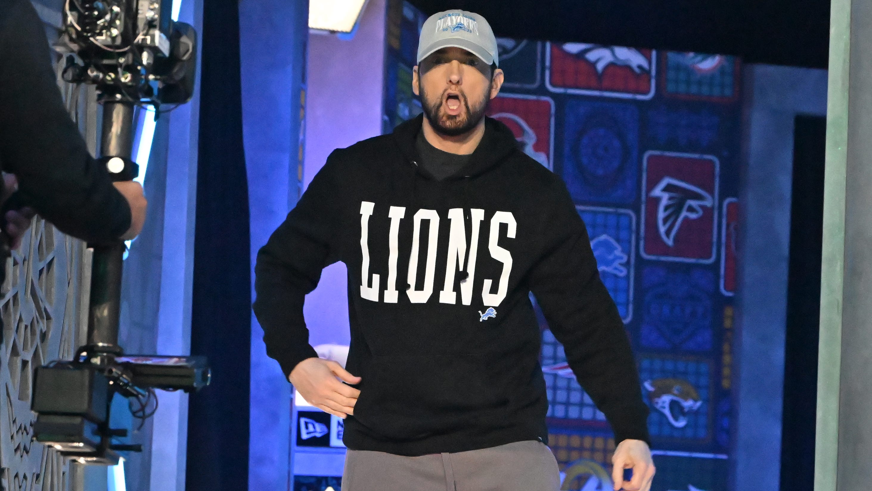 Could Eminem Help Resurrect A Detroit WNBA Franchise? Could Eminem Help Resurrect A Detroit WNBA Franchise?