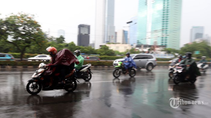 Cuaca Jawa Timur 24 Maret 2024: Peringatan Dini Hujan Cuaca Jawa Timur 24 Maret 2024: Peringatan Dini Hujan