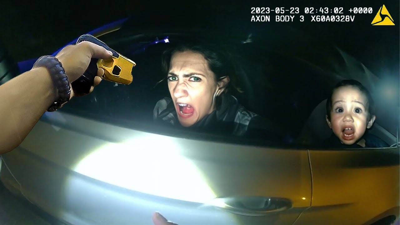 Dashcam Captures Reckless E-Scooter Journey On Busy Auckland Motorway Dashcam Captures Reckless E-Scooter Journey On Busy Auckland Motorway