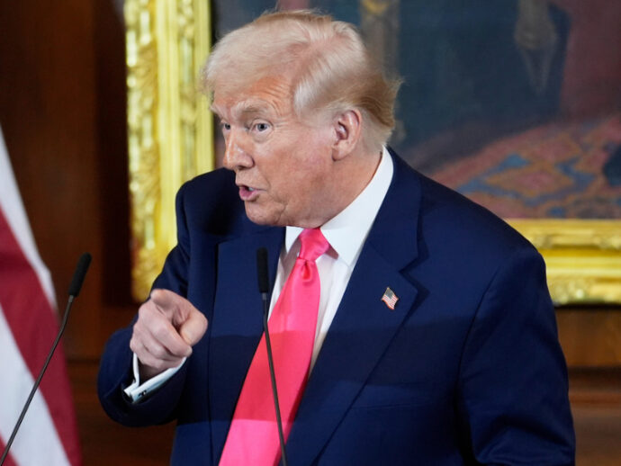 Dazi Trump Sul 20%: Conseguenze Per Nike, Lululemon E Il Mercato Della Moda Europeo Dazi Trump Sul 20%: Conseguenze Per Nike, Lululemon E Il Mercato Della Moda Europeo