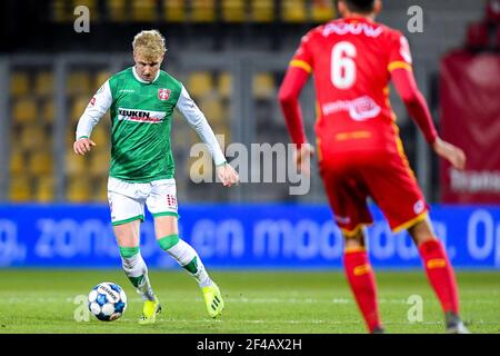 De Busser Orchestrates Go Ahead Eagles' Cup Final Triumph De Busser Orchestrates Go Ahead Eagles' Cup Final Triumph