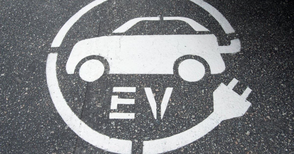 Debate Heats Up: Car Dealers Versus EV Mandates Debate Heats Up: Car Dealers Versus EV Mandates