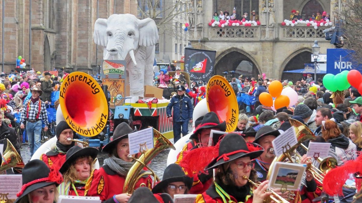 Der Braunschweiger Schoduvel: Termine, Programm Und Infos Zum Umzug Der Braunschweiger Schoduvel: Termine, Programm Und Infos Zum Umzug