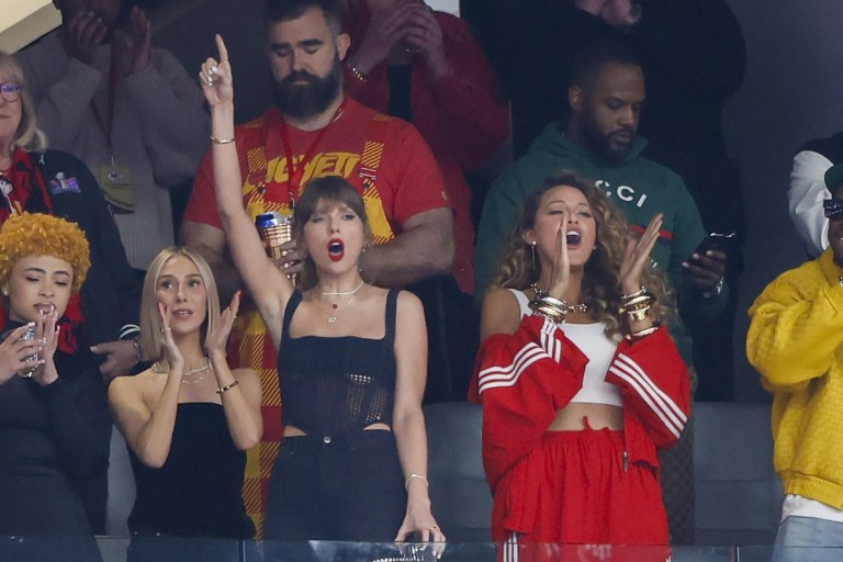 Did Selena Gomez Expose Blake Lively? The Fallout And Taylor Swift's Response Did Selena Gomez Expose Blake Lively? The Fallout And Taylor Swift's Response